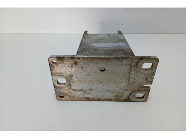 bontott AUDI A4 B8 Első Ütközéscsillapító