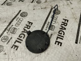 bontott AUDI A4 B8 Első Vonószem Burkolat