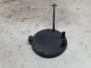 bontott AUDI A4 B8 Első Vonószem Burkolat