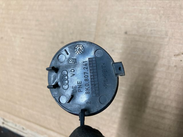 bontott AUDI A4 B8 Első Vonószem Burkolat