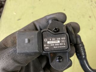 bontott AUDI A4 B8 Fékrásegítő Nyomásérzékelő