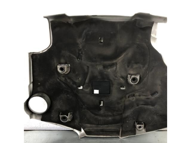 bontott AUDI A4 B8 Felső Hűtőburkolat