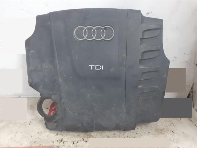 bontott AUDI A4 B8 Felső Hűtőburkolat