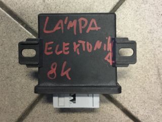 bontott AUDI A4 B8 Fényszóró Elektronika