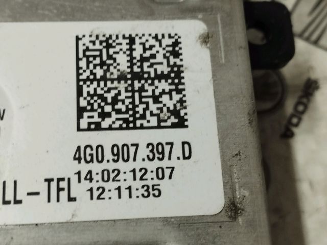 bontott AUDI A4 B8 Fényszóró Elektronika