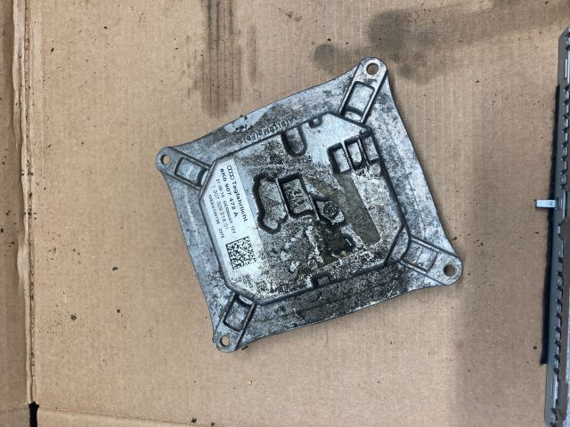 bontott AUDI A4 B8 Fényszóró Elektronika