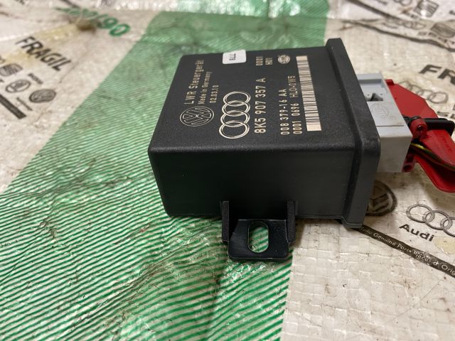 bontott AUDI A4 B8 Fényszóró Elektronika