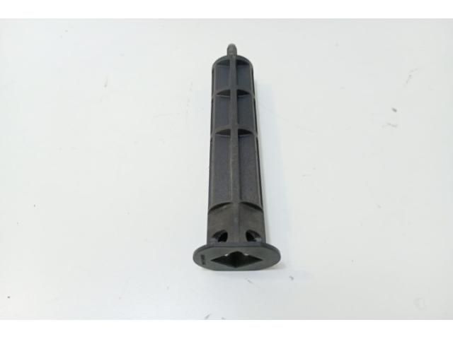 bontott AUDI A4 B8 Fényszóró Tartó Csavar