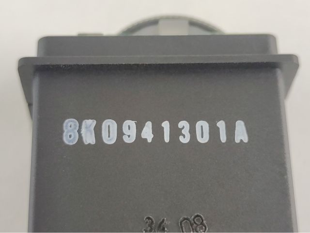 bontott AUDI A4 B8 Fényszórómagasság Állító Kapcsoló