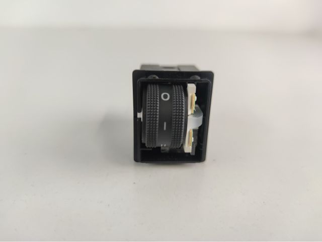 bontott AUDI A4 B8 Fényszórómagasság Állító Kapcsoló