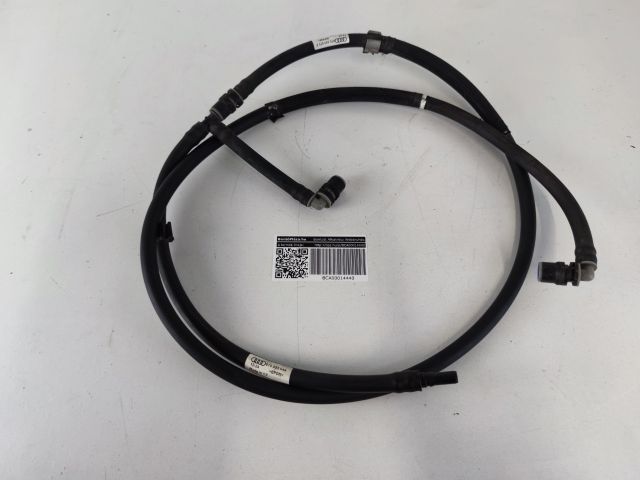 bontott AUDI A4 B8 Fényszórómosó Cső