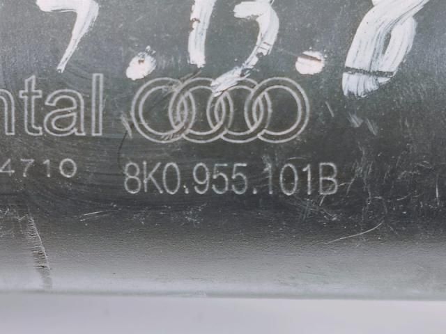 bontott AUDI A4 B8 Fényszórómosó Szivattyú