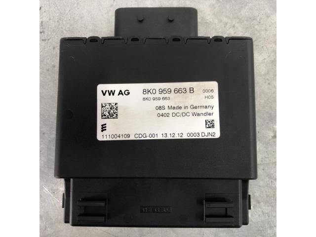 bontott AUDI A4 B8 Feszültségszabályzó