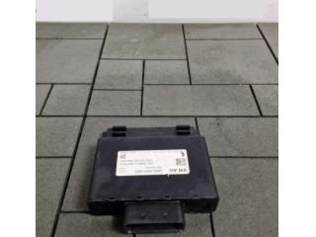 bontott AUDI A4 B8 Feszültségszabályzó