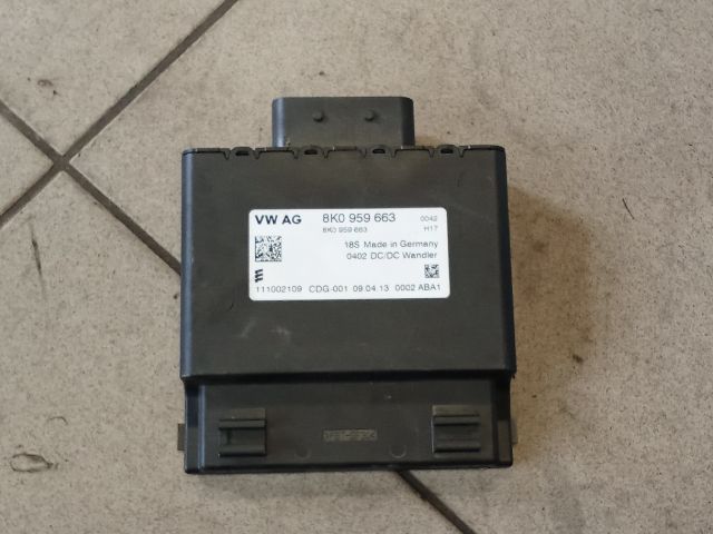 bontott AUDI A4 B8 Feszültségszabályzó