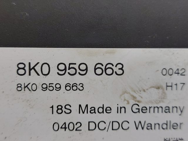 bontott AUDI A4 B8 Feszültségszabályzó