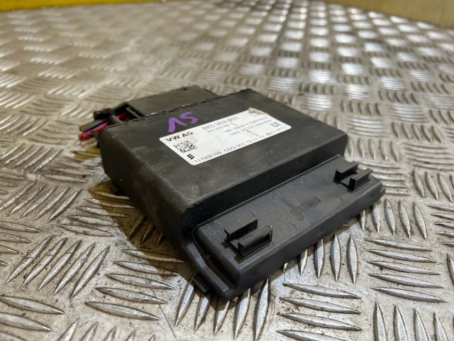 bontott AUDI A4 B8 Feszültségszabályzó