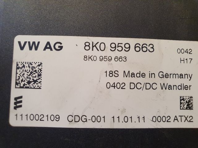 bontott AUDI A4 B8 Feszültségszabályzó