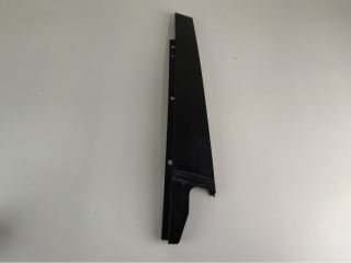 bontott AUDI A4 B8 Függőleges Ajtó Díszléc