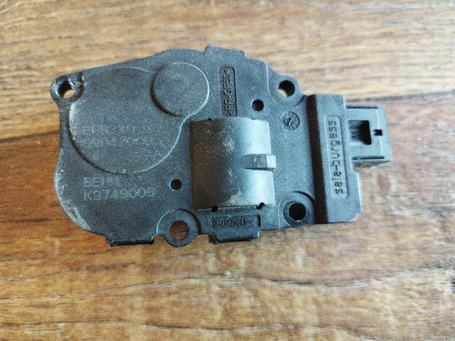 bontott AUDI A4 B8 Fűtés Állító Motor