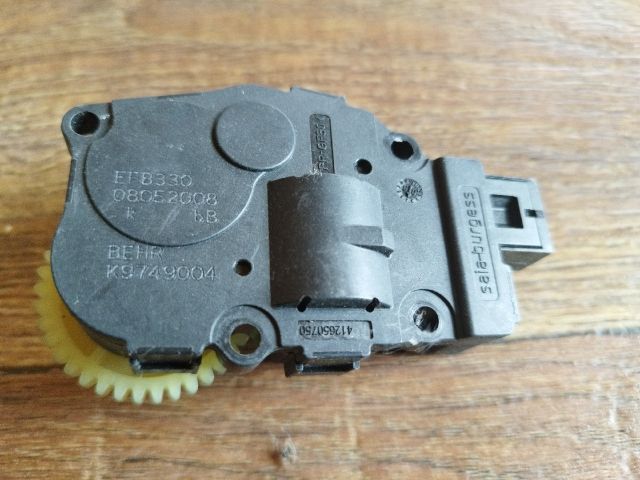 bontott AUDI A4 B8 Fűtés Állító Motor