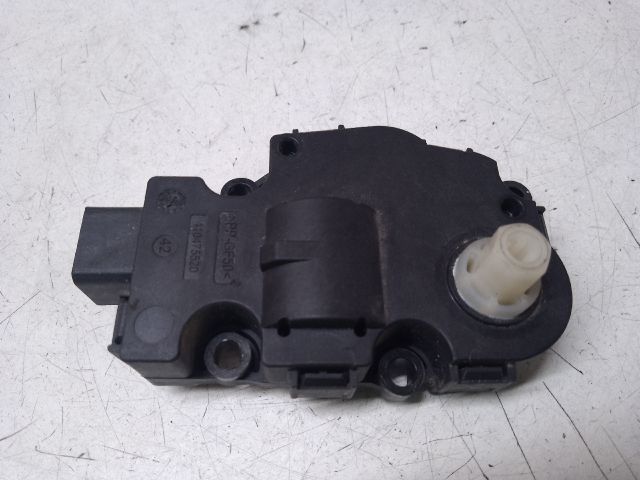 bontott AUDI A4 B8 Fűtés Állító Motor