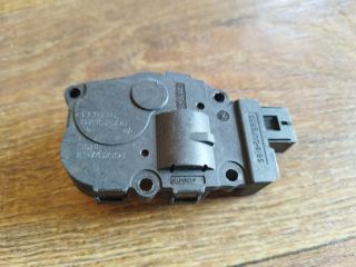 bontott AUDI A4 B8 Fűtés Állító Motor