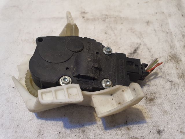 bontott AUDI A4 B8 Fűtés Állító Motor