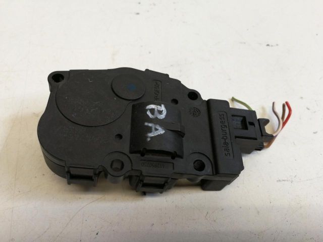 bontott AUDI A4 B8 Fűtés Állító Motor