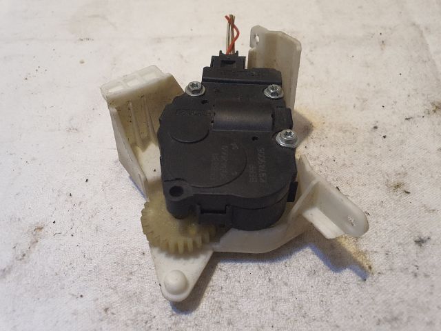 bontott AUDI A4 B8 Fűtés Állító Motor