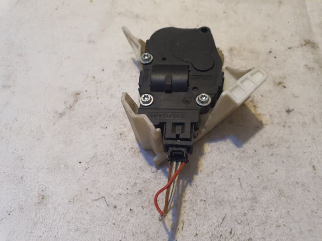 bontott AUDI A4 B8 Fűtés Állító Motor