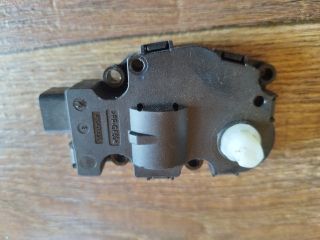 bontott AUDI A4 B8 Fűtés Állító Motor