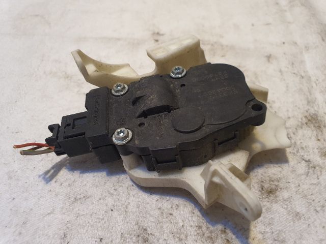 bontott AUDI A4 B8 Fűtés Állító Motor