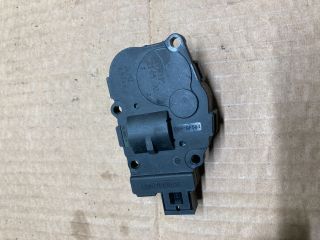 bontott AUDI A4 B8 Fűtés Állító Motor