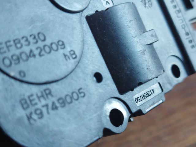 bontott AUDI A4 B8 Fűtés Állító Motor