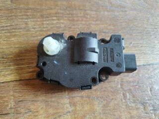 bontott AUDI A4 B8 Fűtés Állító Motor