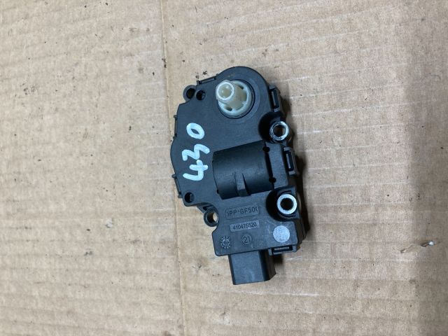 bontott AUDI A4 B8 Fűtés Állító Motor