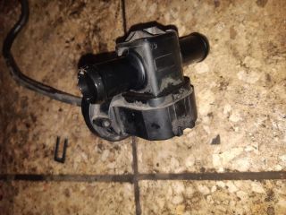 bontott AUDI A4 B8 Fűtéscsap