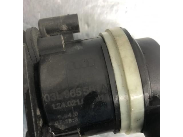 bontott AUDI A4 B8 Fűtéscsap