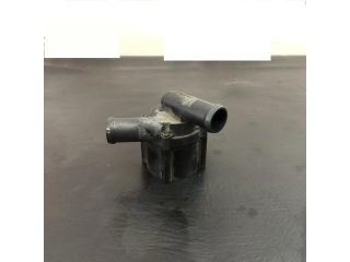 bontott AUDI A4 B8 Fűtéscsap