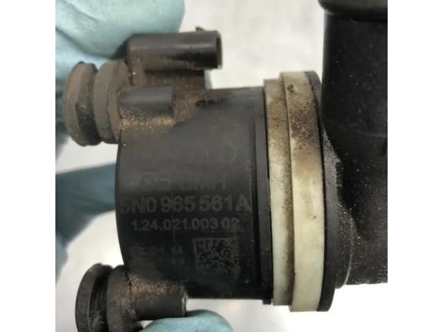 bontott AUDI A4 B8 Fűtéscsap