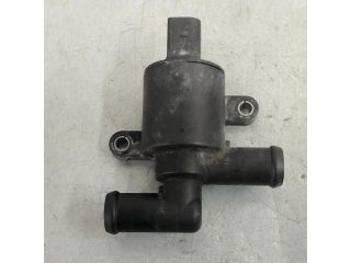 bontott AUDI A4 B8 Fűtéscsap