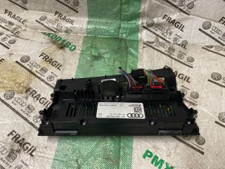 bontott AUDI A4 B8 Fűtéskapcsoló (digit klímás)