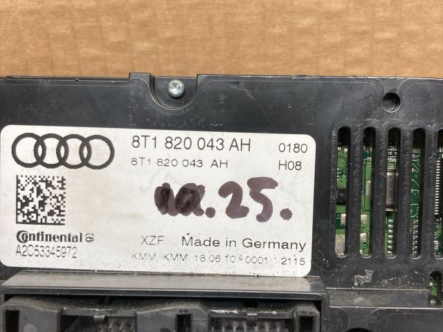 bontott AUDI A4 B8 Fűtéskapcsoló (digit klímás)