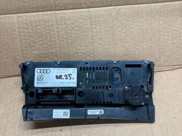 bontott AUDI A4 B8 Fűtéskapcsoló (digit klímás)