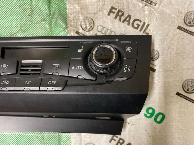 bontott AUDI A4 B8 Fűtéskapcsoló (digit klímás)