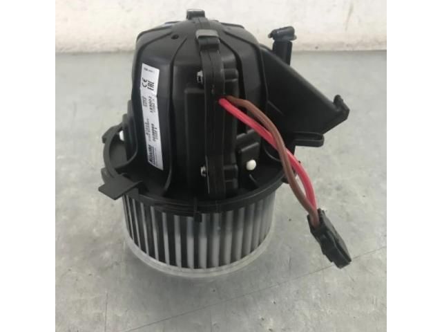 bontott AUDI A4 B8 Fűtőmotor (Klímás)