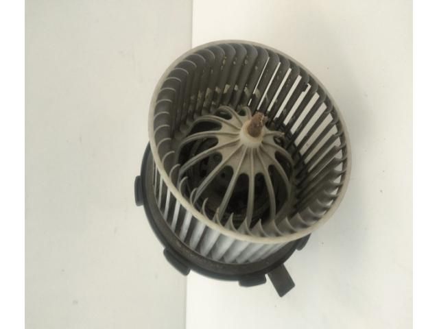 bontott AUDI A4 B8 Fűtőmotor (Klímás)