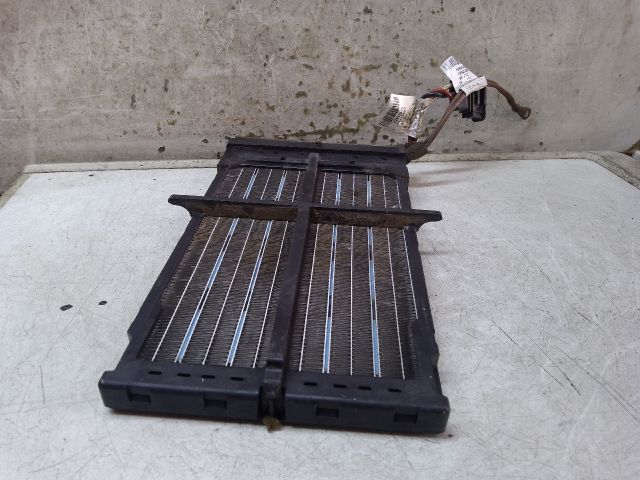 bontott AUDI A4 B8 Fűtőradiátor (Elektromos)