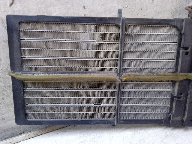 bontott AUDI A4 B8 Fűtőradiátor (Elektromos)